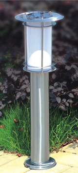 Solar Yard Lamp